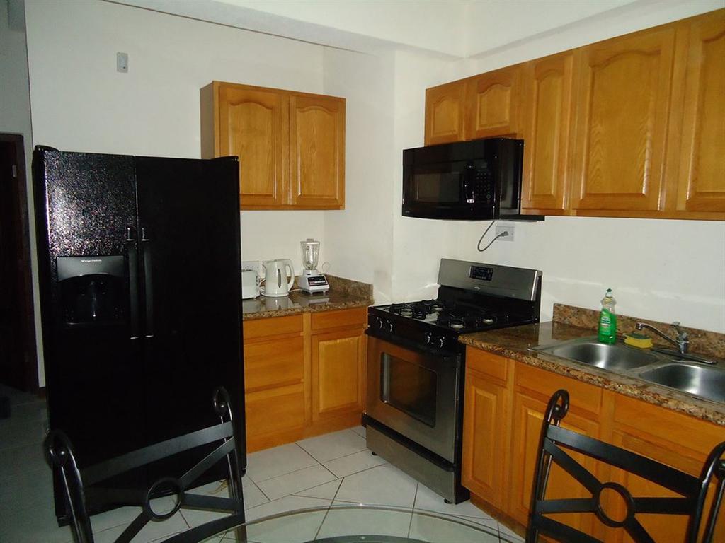 Augusta'S Apartments Rodney Bay الغرفة الصورة