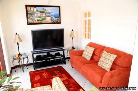 Augusta'S Apartments Rodney Bay المظهر الخارجي الصورة